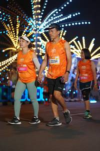 BIB: 26517, 22194, 24783
                            <button type="button" onclick="openModal(20116929)" class="btn btn-primary btn-sm float-right btn-popup" data-toggle="modal" data-target=".modal-high-quality">
                        <i class="fas fa-shopping-cart"></i> Add to Cart
                    </button>
                                            <button type="button" onclick="isThisMe(20116929, true)" class="btn btn-success btn-sm float-right btn-popup btn-isme hidden" data-toggle="tooltip" data-placement="bottom" title="นี่คือรูปของคุณใช่ไหม คลิกที่นี่เพื่อเอาเข้าอัลบั้ม">
                        <i class="fas fa-plus"></i> Add to album
                    </button>
                    <button type="button" onclick="isThisMe(20116929, false)" class="btn btn-warning btn-sm float-right btn-popup btn-isnotme hidden">
                        <i class="fas fa-ban"></i> Remove from album
                    </button>
