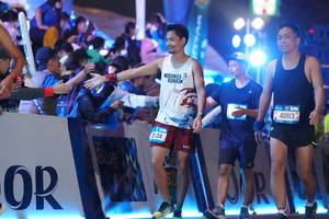 BIB: 4124, 41913
                            <button type="button" onclick="openModal(20176252)" class="btn btn-primary btn-sm float-right btn-popup" data-toggle="modal" data-target=".modal-high-quality">
                        <i class="fas fa-shopping-cart"></i> Add to Cart
                    </button>
                                            <button type="button" onclick="isThisMe(20176252, true)" class="btn btn-success btn-sm float-right btn-popup btn-isme hidden" data-toggle="tooltip" data-placement="bottom" title="นี่คือรูปของคุณใช่ไหม คลิกที่นี่เพื่อเอาเข้าอัลบั้ม">
                        <i class="fas fa-plus"></i> Add to album
                    </button>
                    <button type="button" onclick="isThisMe(20176252, false)" class="btn btn-warning btn-sm float-right btn-popup btn-isnotme hidden">
                        <i class="fas fa-ban"></i> Remove from album
                    </button>