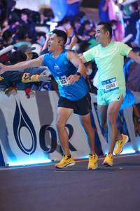 BIB: 364, 200, 41844
                            <button type="button" onclick="openModal(20177589)" class="btn btn-primary btn-sm float-right btn-popup" data-toggle="modal" data-target=".modal-high-quality">
                        <i class="fas fa-shopping-cart"></i> Add to Cart
                    </button>
                                            <button type="button" onclick="isThisMe(20177589, true)" class="btn btn-success btn-sm float-right btn-popup btn-isme hidden" data-toggle="tooltip" data-placement="bottom" title="นี่คือรูปของคุณใช่ไหม คลิกที่นี่เพื่อเอาเข้าอัลบั้ม">
                        <i class="fas fa-plus"></i> Add to album
                    </button>
                    <button type="button" onclick="isThisMe(20177589, false)" class="btn btn-warning btn-sm float-right btn-popup btn-isnotme hidden">
                        <i class="fas fa-ban"></i> Remove from album
                    </button>