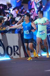 BIB: 41364, 41844
                            <button type="button" onclick="openModal(20177570)" class="btn btn-primary btn-sm float-right btn-popup" data-toggle="modal" data-target=".modal-high-quality">
                        <i class="fas fa-shopping-cart"></i> Add to Cart
                    </button>
                                            <button type="button" onclick="isThisMe(20177570, true)" class="btn btn-success btn-sm float-right btn-popup btn-isme hidden" data-toggle="tooltip" data-placement="bottom" title="นี่คือรูปของคุณใช่ไหม คลิกที่นี่เพื่อเอาเข้าอัลบั้ม">
                        <i class="fas fa-plus"></i> Add to album
                    </button>
                    <button type="button" onclick="isThisMe(20177570, false)" class="btn btn-warning btn-sm float-right btn-popup btn-isnotme hidden">
                        <i class="fas fa-ban"></i> Remove from album
                    </button>