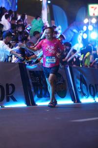 BIB: 100, 8612
                            <button type="button" onclick="openModal(20139392)" class="btn btn-primary btn-sm float-right btn-popup" data-toggle="modal" data-target=".modal-high-quality">
                        <i class="fas fa-shopping-cart"></i> Add to Cart
                    </button>
                                            <button type="button" onclick="isThisMe(20139392, true)" class="btn btn-success btn-sm float-right btn-popup btn-isme hidden" data-toggle="tooltip" data-placement="bottom" title="นี่คือรูปของคุณใช่ไหม คลิกที่นี่เพื่อเอาเข้าอัลบั้ม">
                        <i class="fas fa-plus"></i> Add to album
                    </button>
                    <button type="button" onclick="isThisMe(20139392, false)" class="btn btn-warning btn-sm float-right btn-popup btn-isnotme hidden">
                        <i class="fas fa-ban"></i> Remove from album
                    </button>
