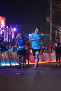 BIB: 40617, 44147
                            <button type="button" onclick="openModal(20217197)" class="btn btn-primary btn-sm float-right btn-popup" data-toggle="modal" data-target=".modal-high-quality">
                        <i class="fas fa-shopping-cart"></i> Add to Cart
                    </button>
                                            <button type="button" onclick="isThisMe(20217197, true)" class="btn btn-success btn-sm float-right btn-popup btn-isme hidden" data-toggle="tooltip" data-placement="bottom" title="นี่คือรูปของคุณใช่ไหม คลิกที่นี่เพื่อเอาเข้าอัลบั้ม">
                        <i class="fas fa-plus"></i> Add to album
                    </button>
                    <button type="button" onclick="isThisMe(20217197, false)" class="btn btn-warning btn-sm float-right btn-popup btn-isnotme hidden">
                        <i class="fas fa-ban"></i> Remove from album
                    </button>