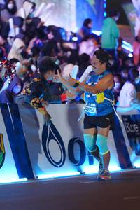 BIB: 2506
                            <button type="button" onclick="openModal(20204875)" class="btn btn-primary btn-sm float-right btn-popup" data-toggle="modal" data-target=".modal-high-quality">
                        <i class="fas fa-shopping-cart"></i> Add to Cart
                    </button>
                                            <button type="button" onclick="isThisMe(20204875, true)" class="btn btn-success btn-sm float-right btn-popup btn-isme hidden" data-toggle="tooltip" data-placement="bottom" title="นี่คือรูปของคุณใช่ไหม คลิกที่นี่เพื่อเอาเข้าอัลบั้ม">
                        <i class="fas fa-plus"></i> Add to album
                    </button>
                    <button type="button" onclick="isThisMe(20204875, false)" class="btn btn-warning btn-sm float-right btn-popup btn-isnotme hidden">
                        <i class="fas fa-ban"></i> Remove from album
                    </button>