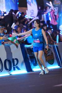 BIB: 45426
                            <button type="button" onclick="openModal(20217979)" class="btn btn-primary btn-sm float-right btn-popup" data-toggle="modal" data-target=".modal-high-quality">
                        <i class="fas fa-shopping-cart"></i> Add to Cart
                    </button>
                                            <button type="button" onclick="isThisMe(20217979, true)" class="btn btn-success btn-sm float-right btn-popup btn-isme hidden" data-toggle="tooltip" data-placement="bottom" title="นี่คือรูปของคุณใช่ไหม คลิกที่นี่เพื่อเอาเข้าอัลบั้ม">
                        <i class="fas fa-plus"></i> Add to album
                    </button>
                    <button type="button" onclick="isThisMe(20217979, false)" class="btn btn-warning btn-sm float-right btn-popup btn-isnotme hidden">
                        <i class="fas fa-ban"></i> Remove from album
                    </button>