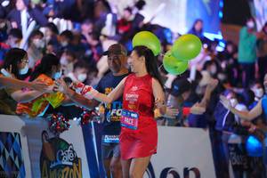 BIB: 0034
                            <button type="button" onclick="openModal(20209075)" class="btn btn-primary btn-sm float-right btn-popup" data-toggle="modal" data-target=".modal-high-quality">
                        <i class="fas fa-shopping-cart"></i> Add to Cart
                    </button>
                                            <button type="button" onclick="isThisMe(20209075, true)" class="btn btn-success btn-sm float-right btn-popup btn-isme hidden" data-toggle="tooltip" data-placement="bottom" title="นี่คือรูปของคุณใช่ไหม คลิกที่นี่เพื่อเอาเข้าอัลบั้ม">
                        <i class="fas fa-plus"></i> Add to album
                    </button>
                    <button type="button" onclick="isThisMe(20209075, false)" class="btn btn-warning btn-sm float-right btn-popup btn-isnotme hidden">
                        <i class="fas fa-ban"></i> Remove from album
                    </button>