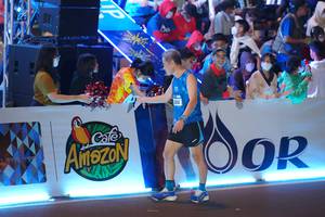 BIB: 79771, 999
                            <button type="button" onclick="openModal(20221957)" class="btn btn-primary btn-sm float-right btn-popup" data-toggle="modal" data-target=".modal-high-quality">
                        <i class="fas fa-shopping-cart"></i> Add to Cart
                    </button>
                                            <button type="button" onclick="isThisMe(20221957, true)" class="btn btn-success btn-sm float-right btn-popup btn-isme hidden" data-toggle="tooltip" data-placement="bottom" title="นี่คือรูปของคุณใช่ไหม คลิกที่นี่เพื่อเอาเข้าอัลบั้ม">
                        <i class="fas fa-plus"></i> Add to album
                    </button>
                    <button type="button" onclick="isThisMe(20221957, false)" class="btn btn-warning btn-sm float-right btn-popup btn-isnotme hidden">
                        <i class="fas fa-ban"></i> Remove from album
                    </button>