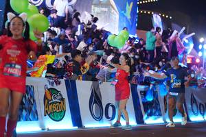 BIB: 997
                            <button type="button" onclick="openModal(20208639)" class="btn btn-primary btn-sm float-right btn-popup" data-toggle="modal" data-target=".modal-high-quality">
                        <i class="fas fa-shopping-cart"></i> Add to Cart
                    </button>
                                            <button type="button" onclick="isThisMe(20208639, true)" class="btn btn-success btn-sm float-right btn-popup btn-isme hidden" data-toggle="tooltip" data-placement="bottom" title="นี่คือรูปของคุณใช่ไหม คลิกที่นี่เพื่อเอาเข้าอัลบั้ม">
                        <i class="fas fa-plus"></i> Add to album
                    </button>
                    <button type="button" onclick="isThisMe(20208639, false)" class="btn btn-warning btn-sm float-right btn-popup btn-isnotme hidden">
                        <i class="fas fa-ban"></i> Remove from album
                    </button>