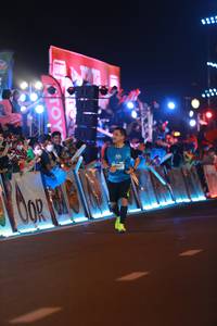 BIB: 200
                            <button type="button" onclick="openModal(21232890)" class="btn btn-primary btn-sm float-right btn-popup" data-toggle="modal" data-target=".modal-high-quality">
                        <i class="fas fa-shopping-cart"></i> Add to Cart
                    </button>
                                            <button type="button" onclick="isThisMe(21232890, true)" class="btn btn-success btn-sm float-right btn-popup btn-isme hidden" data-toggle="tooltip" data-placement="bottom" title="นี่คือรูปของคุณใช่ไหม คลิกที่นี่เพื่อเอาเข้าอัลบั้ม">
                        <i class="fas fa-plus"></i> Add to album
                    </button>
                    <button type="button" onclick="isThisMe(21232890, false)" class="btn btn-warning btn-sm float-right btn-popup btn-isnotme hidden">
                        <i class="fas fa-ban"></i> Remove from album
                    </button>