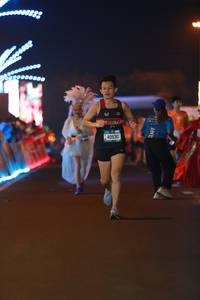 BIB: 40630
                            <button type="button" onclick="openModal(21173183)" class="btn btn-primary btn-sm float-right btn-popup" data-toggle="modal" data-target=".modal-high-quality">
                        <i class="fas fa-shopping-cart"></i> Add to Cart
                    </button>
                                            <button type="button" onclick="isThisMe(21173183, true)" class="btn btn-success btn-sm float-right btn-popup btn-isme hidden" data-toggle="tooltip" data-placement="bottom" title="นี่คือรูปของคุณใช่ไหม คลิกที่นี่เพื่อเอาเข้าอัลบั้ม">
                        <i class="fas fa-plus"></i> Add to album
                    </button>
                    <button type="button" onclick="isThisMe(21173183, false)" class="btn btn-warning btn-sm float-right btn-popup btn-isnotme hidden">
                        <i class="fas fa-ban"></i> Remove from album
                    </button>