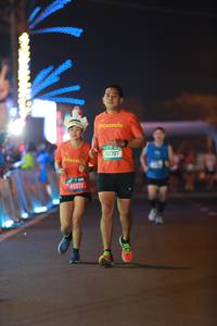 BIB: 45072, 42707
                            <button type="button" onclick="openModal(21198390)" class="btn btn-primary btn-sm float-right btn-popup" data-toggle="modal" data-target=".modal-high-quality">
                        <i class="fas fa-shopping-cart"></i> Add to Cart
                    </button>
                                            <button type="button" onclick="isThisMe(21198390, true)" class="btn btn-success btn-sm float-right btn-popup btn-isme hidden" data-toggle="tooltip" data-placement="bottom" title="นี่คือรูปของคุณใช่ไหม คลิกที่นี่เพื่อเอาเข้าอัลบั้ม">
                        <i class="fas fa-plus"></i> Add to album
                    </button>
                    <button type="button" onclick="isThisMe(21198390, false)" class="btn btn-warning btn-sm float-right btn-popup btn-isnotme hidden">
                        <i class="fas fa-ban"></i> Remove from album
                    </button>