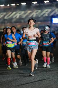 BIB: 3288, 13506, 136
                            <button type="button" onclick="openModal(21082066)" class="btn btn-primary btn-sm float-right btn-popup" data-toggle="modal" data-target=".modal-high-quality">
                        <i class="fas fa-shopping-cart"></i> Add to Cart
                    </button>
                                            <button type="button" onclick="isThisMe(21082066, true)" class="btn btn-success btn-sm float-right btn-popup btn-isme hidden" data-toggle="tooltip" data-placement="bottom" title="นี่คือรูปของคุณใช่ไหม คลิกที่นี่เพื่อเอาเข้าอัลบั้ม">
                        <i class="fas fa-plus"></i> Add to album
                    </button>
                    <button type="button" onclick="isThisMe(21082066, false)" class="btn btn-warning btn-sm float-right btn-popup btn-isnotme hidden">
                        <i class="fas fa-ban"></i> Remove from album
                    </button>