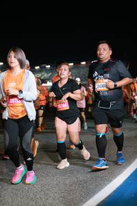 BIB: 26712, 26794, 24302
                            <button type="button" onclick="openModal(20998578)" class="btn btn-primary btn-sm float-right btn-popup" data-toggle="modal" data-target=".modal-high-quality">
                        <i class="fas fa-shopping-cart"></i> Add to Cart
                    </button>
                                            <button type="button" onclick="isThisMe(20998578, true)" class="btn btn-success btn-sm float-right btn-popup btn-isme hidden" data-toggle="tooltip" data-placement="bottom" title="นี่คือรูปของคุณใช่ไหม คลิกที่นี่เพื่อเอาเข้าอัลบั้ม">
                        <i class="fas fa-plus"></i> Add to album
                    </button>
                    <button type="button" onclick="isThisMe(20998578, false)" class="btn btn-warning btn-sm float-right btn-popup btn-isnotme hidden">
                        <i class="fas fa-ban"></i> Remove from album
                    </button>