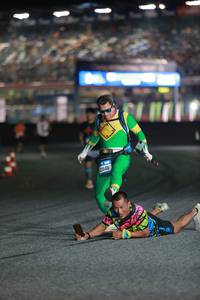 BIB: 3846
                            <button type="button" onclick="openModal(20951009)" class="btn btn-primary btn-sm float-right btn-popup" data-toggle="modal" data-target=".modal-high-quality">
                        <i class="fas fa-shopping-cart"></i> Add to Cart
                    </button>
                                            <button type="button" onclick="isThisMe(20951009, true)" class="btn btn-success btn-sm float-right btn-popup btn-isme hidden" data-toggle="tooltip" data-placement="bottom" title="นี่คือรูปของคุณใช่ไหม คลิกที่นี่เพื่อเอาเข้าอัลบั้ม">
                        <i class="fas fa-plus"></i> Add to album
                    </button>
                    <button type="button" onclick="isThisMe(20951009, false)" class="btn btn-warning btn-sm float-right btn-popup btn-isnotme hidden">
                        <i class="fas fa-ban"></i> Remove from album
                    </button>