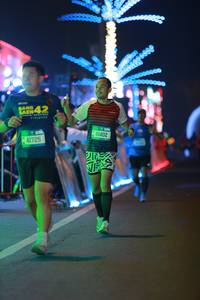 BIB: 41725, 61402, 201
                            <button type="button" onclick="openModal(21185661)" class="btn btn-primary btn-sm float-right btn-popup" data-toggle="modal" data-target=".modal-high-quality">
                        <i class="fas fa-shopping-cart"></i> Add to Cart
                    </button>
                                            <button type="button" onclick="isThisMe(21185661, true)" class="btn btn-success btn-sm float-right btn-popup btn-isme hidden" data-toggle="tooltip" data-placement="bottom" title="นี่คือรูปของคุณใช่ไหม คลิกที่นี่เพื่อเอาเข้าอัลบั้ม">
                        <i class="fas fa-plus"></i> Add to album
                    </button>
                    <button type="button" onclick="isThisMe(21185661, false)" class="btn btn-warning btn-sm float-right btn-popup btn-isnotme hidden">
                        <i class="fas fa-ban"></i> Remove from album
                    </button>