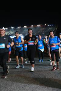 BIB: 221, 13596, 86501, 0760
                            <button type="button" onclick="openModal(21092125)" class="btn btn-primary btn-sm float-right btn-popup" data-toggle="modal" data-target=".modal-high-quality">
                        <i class="fas fa-shopping-cart"></i> Add to Cart
                    </button>
                                            <button type="button" onclick="isThisMe(21092125, true)" class="btn btn-success btn-sm float-right btn-popup btn-isme hidden" data-toggle="tooltip" data-placement="bottom" title="นี่คือรูปของคุณใช่ไหม คลิกที่นี่เพื่อเอาเข้าอัลบั้ม">
                        <i class="fas fa-plus"></i> Add to album
                    </button>
                    <button type="button" onclick="isThisMe(21092125, false)" class="btn btn-warning btn-sm float-right btn-popup btn-isnotme hidden">
                        <i class="fas fa-ban"></i> Remove from album
                    </button>