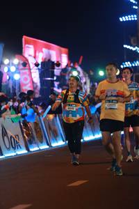 BIB: 189
                            <button type="button" onclick="openModal(21232431)" class="btn btn-primary btn-sm float-right btn-popup" data-toggle="modal" data-target=".modal-high-quality">
                        <i class="fas fa-shopping-cart"></i> Add to Cart
                    </button>
                                            <button type="button" onclick="isThisMe(21232431, true)" class="btn btn-success btn-sm float-right btn-popup btn-isme hidden" data-toggle="tooltip" data-placement="bottom" title="นี่คือรูปของคุณใช่ไหม คลิกที่นี่เพื่อเอาเข้าอัลบั้ม">
                        <i class="fas fa-plus"></i> Add to album
                    </button>
                    <button type="button" onclick="isThisMe(21232431, false)" class="btn btn-warning btn-sm float-right btn-popup btn-isnotme hidden">
                        <i class="fas fa-ban"></i> Remove from album
                    </button>