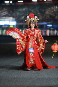 BIB: 6842
                            <button type="button" onclick="openModal(20958027)" class="btn btn-primary btn-sm float-right btn-popup" data-toggle="modal" data-target=".modal-high-quality">
                        <i class="fas fa-shopping-cart"></i> Add to Cart
                    </button>
                                            <button type="button" onclick="isThisMe(20958027, true)" class="btn btn-success btn-sm float-right btn-popup btn-isme hidden" data-toggle="tooltip" data-placement="bottom" title="นี่คือรูปของคุณใช่ไหม คลิกที่นี่เพื่อเอาเข้าอัลบั้ม">
                        <i class="fas fa-plus"></i> Add to album
                    </button>
                    <button type="button" onclick="isThisMe(20958027, false)" class="btn btn-warning btn-sm float-right btn-popup btn-isnotme hidden">
                        <i class="fas fa-ban"></i> Remove from album
                    </button>