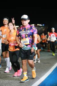 BIB: 2117, 26979, 24021
                            <button type="button" onclick="openModal(21000682)" class="btn btn-primary btn-sm float-right btn-popup" data-toggle="modal" data-target=".modal-high-quality">
                        <i class="fas fa-shopping-cart"></i> Add to Cart
                    </button>
                                            <button type="button" onclick="isThisMe(21000682, true)" class="btn btn-success btn-sm float-right btn-popup btn-isme hidden" data-toggle="tooltip" data-placement="bottom" title="นี่คือรูปของคุณใช่ไหม คลิกที่นี่เพื่อเอาเข้าอัลบั้ม">
                        <i class="fas fa-plus"></i> Add to album
                    </button>
                    <button type="button" onclick="isThisMe(21000682, false)" class="btn btn-warning btn-sm float-right btn-popup btn-isnotme hidden">
                        <i class="fas fa-ban"></i> Remove from album
                    </button>