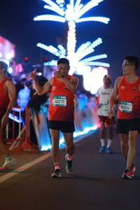 BIB: 40270, 200, 41504
                            <button type="button" onclick="openModal(21185502)" class="btn btn-primary btn-sm float-right btn-popup" data-toggle="modal" data-target=".modal-high-quality">
                        <i class="fas fa-shopping-cart"></i> Add to Cart
                    </button>
                                            <button type="button" onclick="isThisMe(21185502, true)" class="btn btn-success btn-sm float-right btn-popup btn-isme hidden" data-toggle="tooltip" data-placement="bottom" title="นี่คือรูปของคุณใช่ไหม คลิกที่นี่เพื่อเอาเข้าอัลบั้ม">
                        <i class="fas fa-plus"></i> Add to album
                    </button>
                    <button type="button" onclick="isThisMe(21185502, false)" class="btn btn-warning btn-sm float-right btn-popup btn-isnotme hidden">
                        <i class="fas fa-ban"></i> Remove from album
                    </button>