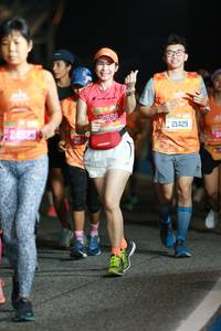 BIB: 24523, 25658, 21425
                            <button type="button" onclick="openModal(21006820)" class="btn btn-primary btn-sm float-right btn-popup" data-toggle="modal" data-target=".modal-high-quality">
                        <i class="fas fa-shopping-cart"></i> Add to Cart
                    </button>
                                            <button type="button" onclick="isThisMe(21006820, true)" class="btn btn-success btn-sm float-right btn-popup btn-isme hidden" data-toggle="tooltip" data-placement="bottom" title="นี่คือรูปของคุณใช่ไหม คลิกที่นี่เพื่อเอาเข้าอัลบั้ม">
                        <i class="fas fa-plus"></i> Add to album
                    </button>
                    <button type="button" onclick="isThisMe(21006820, false)" class="btn btn-warning btn-sm float-right btn-popup btn-isnotme hidden">
                        <i class="fas fa-ban"></i> Remove from album
                    </button>