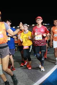 BIB: 109, 25439, 380, 862
                            <button type="button" onclick="openModal(20973921)" class="btn btn-primary btn-sm float-right btn-popup" data-toggle="modal" data-target=".modal-high-quality">
                        <i class="fas fa-shopping-cart"></i> Add to Cart
                    </button>
                                            <button type="button" onclick="isThisMe(20973921, true)" class="btn btn-success btn-sm float-right btn-popup btn-isme hidden" data-toggle="tooltip" data-placement="bottom" title="นี่คือรูปของคุณใช่ไหม คลิกที่นี่เพื่อเอาเข้าอัลบั้ม">
                        <i class="fas fa-plus"></i> Add to album
                    </button>
                    <button type="button" onclick="isThisMe(20973921, false)" class="btn btn-warning btn-sm float-right btn-popup btn-isnotme hidden">
                        <i class="fas fa-ban"></i> Remove from album
                    </button>