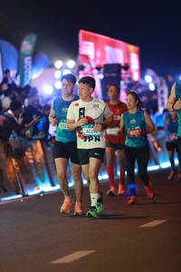 BIB: 422, 42285, 45371
                            <button type="button" onclick="openModal(21201762)" class="btn btn-primary btn-sm float-right btn-popup" data-toggle="modal" data-target=".modal-high-quality">
                        <i class="fas fa-shopping-cart"></i> Add to Cart
                    </button>
                                            <button type="button" onclick="isThisMe(21201762, true)" class="btn btn-success btn-sm float-right btn-popup btn-isme hidden" data-toggle="tooltip" data-placement="bottom" title="นี่คือรูปของคุณใช่ไหม คลิกที่นี่เพื่อเอาเข้าอัลบั้ม">
                        <i class="fas fa-plus"></i> Add to album
                    </button>
                    <button type="button" onclick="isThisMe(21201762, false)" class="btn btn-warning btn-sm float-right btn-popup btn-isnotme hidden">
                        <i class="fas fa-ban"></i> Remove from album
                    </button>
