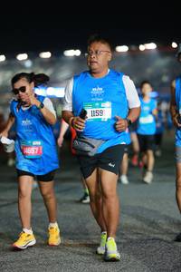 BIB: 1433, 14657, 11591
                            <button type="button" onclick="openModal(21101497)" class="btn btn-primary btn-sm float-right btn-popup" data-toggle="modal" data-target=".modal-high-quality">
                        <i class="fas fa-shopping-cart"></i> Add to Cart
                    </button>
                                            <button type="button" onclick="isThisMe(21101497, true)" class="btn btn-success btn-sm float-right btn-popup btn-isme hidden" data-toggle="tooltip" data-placement="bottom" title="นี่คือรูปของคุณใช่ไหม คลิกที่นี่เพื่อเอาเข้าอัลบั้ม">
                        <i class="fas fa-plus"></i> Add to album
                    </button>
                    <button type="button" onclick="isThisMe(21101497, false)" class="btn btn-warning btn-sm float-right btn-popup btn-isnotme hidden">
                        <i class="fas fa-ban"></i> Remove from album
                    </button>