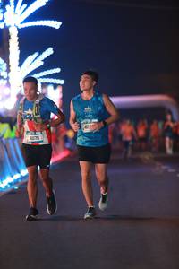 BIB: 41176, 421
                            <button type="button" onclick="openModal(21177400)" class="btn btn-primary btn-sm float-right btn-popup" data-toggle="modal" data-target=".modal-high-quality">
                        <i class="fas fa-shopping-cart"></i> Add to Cart
                    </button>
                                            <button type="button" onclick="isThisMe(21177400, true)" class="btn btn-success btn-sm float-right btn-popup btn-isme hidden" data-toggle="tooltip" data-placement="bottom" title="นี่คือรูปของคุณใช่ไหม คลิกที่นี่เพื่อเอาเข้าอัลบั้ม">
                        <i class="fas fa-plus"></i> Add to album
                    </button>
                    <button type="button" onclick="isThisMe(21177400, false)" class="btn btn-warning btn-sm float-right btn-popup btn-isnotme hidden">
                        <i class="fas fa-ban"></i> Remove from album
                    </button>