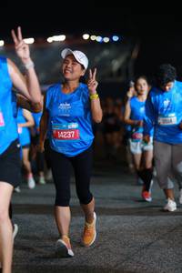 BIB: 14237, 0514
                            <button type="button" onclick="openModal(21090711)" class="btn btn-primary btn-sm float-right btn-popup" data-toggle="modal" data-target=".modal-high-quality">
                        <i class="fas fa-shopping-cart"></i> Add to Cart
                    </button>
                                            <button type="button" onclick="isThisMe(21090711, true)" class="btn btn-success btn-sm float-right btn-popup btn-isme hidden" data-toggle="tooltip" data-placement="bottom" title="นี่คือรูปของคุณใช่ไหม คลิกที่นี่เพื่อเอาเข้าอัลบั้ม">
                        <i class="fas fa-plus"></i> Add to album
                    </button>
                    <button type="button" onclick="isThisMe(21090711, false)" class="btn btn-warning btn-sm float-right btn-popup btn-isnotme hidden">
                        <i class="fas fa-ban"></i> Remove from album
                    </button>