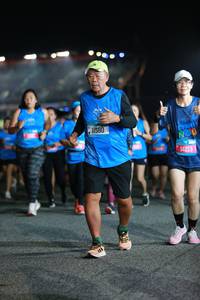 BIB: 11580, 311, 14213
                            <button type="button" onclick="openModal(21093604)" class="btn btn-primary btn-sm float-right btn-popup" data-toggle="modal" data-target=".modal-high-quality">
                        <i class="fas fa-shopping-cart"></i> Add to Cart
                    </button>
                                            <button type="button" onclick="isThisMe(21093604, true)" class="btn btn-success btn-sm float-right btn-popup btn-isme hidden" data-toggle="tooltip" data-placement="bottom" title="นี่คือรูปของคุณใช่ไหม คลิกที่นี่เพื่อเอาเข้าอัลบั้ม">
                        <i class="fas fa-plus"></i> Add to album
                    </button>
                    <button type="button" onclick="isThisMe(21093604, false)" class="btn btn-warning btn-sm float-right btn-popup btn-isnotme hidden">
                        <i class="fas fa-ban"></i> Remove from album
                    </button>