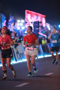 BIB: 200
                            <button type="button" onclick="openModal(21226178)" class="btn btn-primary btn-sm float-right btn-popup" data-toggle="modal" data-target=".modal-high-quality">
                        <i class="fas fa-shopping-cart"></i> Add to Cart
                    </button>
                                            <button type="button" onclick="isThisMe(21226178, true)" class="btn btn-success btn-sm float-right btn-popup btn-isme hidden" data-toggle="tooltip" data-placement="bottom" title="นี่คือรูปของคุณใช่ไหม คลิกที่นี่เพื่อเอาเข้าอัลบั้ม">
                        <i class="fas fa-plus"></i> Add to album
                    </button>
                    <button type="button" onclick="isThisMe(21226178, false)" class="btn btn-warning btn-sm float-right btn-popup btn-isnotme hidden">
                        <i class="fas fa-ban"></i> Remove from album
                    </button>