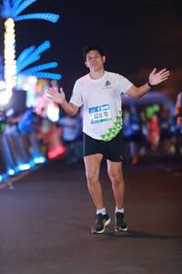 BIB: 42870
                            <button type="button" onclick="openModal(21193903)" class="btn btn-primary btn-sm float-right btn-popup" data-toggle="modal" data-target=".modal-high-quality">
                        <i class="fas fa-shopping-cart"></i> Add to Cart
                    </button>
                                            <button type="button" onclick="isThisMe(21193903, true)" class="btn btn-success btn-sm float-right btn-popup btn-isme hidden" data-toggle="tooltip" data-placement="bottom" title="นี่คือรูปของคุณใช่ไหม คลิกที่นี่เพื่อเอาเข้าอัลบั้ม">
                        <i class="fas fa-plus"></i> Add to album
                    </button>
                    <button type="button" onclick="isThisMe(21193903, false)" class="btn btn-warning btn-sm float-right btn-popup btn-isnotme hidden">
                        <i class="fas fa-ban"></i> Remove from album
                    </button>