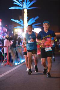 BIB: 4383, 83414
                            <button type="button" onclick="openModal(21171850)" class="btn btn-primary btn-sm float-right btn-popup" data-toggle="modal" data-target=".modal-high-quality">
                        <i class="fas fa-shopping-cart"></i> Add to Cart
                    </button>
                                            <button type="button" onclick="isThisMe(21171850, true)" class="btn btn-success btn-sm float-right btn-popup btn-isme hidden" data-toggle="tooltip" data-placement="bottom" title="นี่คือรูปของคุณใช่ไหม คลิกที่นี่เพื่อเอาเข้าอัลบั้ม">
                        <i class="fas fa-plus"></i> Add to album
                    </button>
                    <button type="button" onclick="isThisMe(21171850, false)" class="btn btn-warning btn-sm float-right btn-popup btn-isnotme hidden">
                        <i class="fas fa-ban"></i> Remove from album
                    </button>