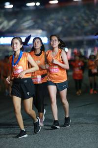BIB: 325, 26338, 93242
                            <button type="button" onclick="openModal(21012831)" class="btn btn-primary btn-sm float-right btn-popup" data-toggle="modal" data-target=".modal-high-quality">
                        <i class="fas fa-shopping-cart"></i> Add to Cart
                    </button>
                                            <button type="button" onclick="isThisMe(21012831, true)" class="btn btn-success btn-sm float-right btn-popup btn-isme hidden" data-toggle="tooltip" data-placement="bottom" title="นี่คือรูปของคุณใช่ไหม คลิกที่นี่เพื่อเอาเข้าอัลบั้ม">
                        <i class="fas fa-plus"></i> Add to album
                    </button>
                    <button type="button" onclick="isThisMe(21012831, false)" class="btn btn-warning btn-sm float-right btn-popup btn-isnotme hidden">
                        <i class="fas fa-ban"></i> Remove from album
                    </button>