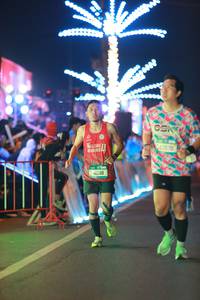 BIB: 41148, 43578
                            <button type="button" onclick="openModal(21197703)" class="btn btn-primary btn-sm float-right btn-popup" data-toggle="modal" data-target=".modal-high-quality">
                        <i class="fas fa-shopping-cart"></i> Add to Cart
                    </button>
                                            <button type="button" onclick="isThisMe(21197703, true)" class="btn btn-success btn-sm float-right btn-popup btn-isme hidden" data-toggle="tooltip" data-placement="bottom" title="นี่คือรูปของคุณใช่ไหม คลิกที่นี่เพื่อเอาเข้าอัลบั้ม">
                        <i class="fas fa-plus"></i> Add to album
                    </button>
                    <button type="button" onclick="isThisMe(21197703, false)" class="btn btn-warning btn-sm float-right btn-popup btn-isnotme hidden">
                        <i class="fas fa-ban"></i> Remove from album
                    </button>
