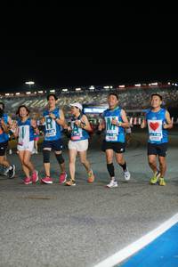 BIB: 540, 41698, 42569
                            <button type="button" onclick="openModal(20938282)" class="btn btn-primary btn-sm float-right btn-popup" data-toggle="modal" data-target=".modal-high-quality">
                        <i class="fas fa-shopping-cart"></i> Add to Cart
                    </button>
                                            <button type="button" onclick="isThisMe(20938282, true)" class="btn btn-success btn-sm float-right btn-popup btn-isme hidden" data-toggle="tooltip" data-placement="bottom" title="นี่คือรูปของคุณใช่ไหม คลิกที่นี่เพื่อเอาเข้าอัลบั้ม">
                        <i class="fas fa-plus"></i> Add to album
                    </button>
                    <button type="button" onclick="isThisMe(20938282, false)" class="btn btn-warning btn-sm float-right btn-popup btn-isnotme hidden">
                        <i class="fas fa-ban"></i> Remove from album
                    </button>