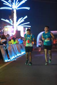 BIB: 41176
                            <button type="button" onclick="openModal(21177362)" class="btn btn-primary btn-sm float-right btn-popup" data-toggle="modal" data-target=".modal-high-quality">
                        <i class="fas fa-shopping-cart"></i> Add to Cart
                    </button>
                                            <button type="button" onclick="isThisMe(21177362, true)" class="btn btn-success btn-sm float-right btn-popup btn-isme hidden" data-toggle="tooltip" data-placement="bottom" title="นี่คือรูปของคุณใช่ไหม คลิกที่นี่เพื่อเอาเข้าอัลบั้ม">
                        <i class="fas fa-plus"></i> Add to album
                    </button>
                    <button type="button" onclick="isThisMe(21177362, false)" class="btn btn-warning btn-sm float-right btn-popup btn-isnotme hidden">
                        <i class="fas fa-ban"></i> Remove from album
                    </button>