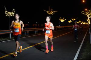 BIB: 76404, 41324
                            <button type="button" onclick="openModal(20306027)" class="btn btn-primary btn-sm float-right btn-popup" data-toggle="modal" data-target=".modal-high-quality">
                        <i class="fas fa-shopping-cart"></i> Add to Cart
                    </button>
                                            <button type="button" onclick="isThisMe(20306027, true)" class="btn btn-success btn-sm float-right btn-popup btn-isme hidden" data-toggle="tooltip" data-placement="bottom" title="นี่คือรูปของคุณใช่ไหม คลิกที่นี่เพื่อเอาเข้าอัลบั้ม">
                        <i class="fas fa-plus"></i> Add to album
                    </button>
                    <button type="button" onclick="isThisMe(20306027, false)" class="btn btn-warning btn-sm float-right btn-popup btn-isnotme hidden">
                        <i class="fas fa-ban"></i> Remove from album
                    </button>