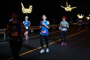 BIB: 45829, 45867, 45573
                            <button type="button" onclick="openModal(20006211)" class="btn btn-primary btn-sm float-right btn-popup" data-toggle="modal" data-target=".modal-high-quality">
                        <i class="fas fa-shopping-cart"></i> Add to Cart
                    </button>
                                            <button type="button" onclick="isThisMe(20006211, true)" class="btn btn-success btn-sm float-right btn-popup btn-isme hidden" data-toggle="tooltip" data-placement="bottom" title="นี่คือรูปของคุณใช่ไหม คลิกที่นี่เพื่อเอาเข้าอัลบั้ม">
                        <i class="fas fa-plus"></i> Add to album
                    </button>
                    <button type="button" onclick="isThisMe(20006211, false)" class="btn btn-warning btn-sm float-right btn-popup btn-isnotme hidden">
                        <i class="fas fa-ban"></i> Remove from album
                    </button>