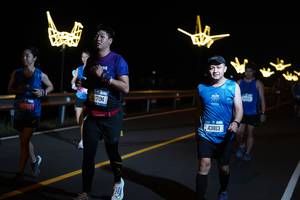BIB: 45755, 2704, 43813
                            <button type="button" onclick="openModal(20017155)" class="btn btn-primary btn-sm float-right btn-popup" data-toggle="modal" data-target=".modal-high-quality">
                        <i class="fas fa-shopping-cart"></i> Add to Cart
                    </button>
                                            <button type="button" onclick="isThisMe(20017155, true)" class="btn btn-success btn-sm float-right btn-popup btn-isme hidden" data-toggle="tooltip" data-placement="bottom" title="นี่คือรูปของคุณใช่ไหม คลิกที่นี่เพื่อเอาเข้าอัลบั้ม">
                        <i class="fas fa-plus"></i> Add to album
                    </button>
                    <button type="button" onclick="isThisMe(20017155, false)" class="btn btn-warning btn-sm float-right btn-popup btn-isnotme hidden">
                        <i class="fas fa-ban"></i> Remove from album
                    </button>