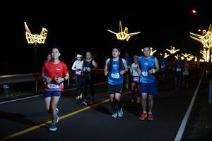 BIB: 85402, 65529, 425
                            <button type="button" onclick="openModal(19959011)" class="btn btn-primary btn-sm float-right btn-popup" data-toggle="modal" data-target=".modal-high-quality">
                        <i class="fas fa-shopping-cart"></i> Add to Cart
                    </button>
                                            <button type="button" onclick="isThisMe(19959011, true)" class="btn btn-success btn-sm float-right btn-popup btn-isme hidden" data-toggle="tooltip" data-placement="bottom" title="นี่คือรูปของคุณใช่ไหม คลิกที่นี่เพื่อเอาเข้าอัลบั้ม">
                        <i class="fas fa-plus"></i> Add to album
                    </button>
                    <button type="button" onclick="isThisMe(19959011, false)" class="btn btn-warning btn-sm float-right btn-popup btn-isnotme hidden">
                        <i class="fas fa-ban"></i> Remove from album
                    </button>