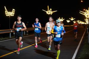 BIB: 4354, 41590, 40823
                            <button type="button" onclick="openModal(20342967)" class="btn btn-primary btn-sm float-right btn-popup" data-toggle="modal" data-target=".modal-high-quality">
                        <i class="fas fa-shopping-cart"></i> Add to Cart
                    </button>
                                            <button type="button" onclick="isThisMe(20342967, true)" class="btn btn-success btn-sm float-right btn-popup btn-isme hidden" data-toggle="tooltip" data-placement="bottom" title="นี่คือรูปของคุณใช่ไหม คลิกที่นี่เพื่อเอาเข้าอัลบั้ม">
                        <i class="fas fa-plus"></i> Add to album
                    </button>
                    <button type="button" onclick="isThisMe(20342967, false)" class="btn btn-warning btn-sm float-right btn-popup btn-isnotme hidden">
                        <i class="fas fa-ban"></i> Remove from album
                    </button>