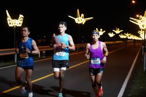 BIB: 41448, 43113, 40081
                            <button type="button" onclick="openModal(20309219)" class="btn btn-primary btn-sm float-right btn-popup" data-toggle="modal" data-target=".modal-high-quality">
                        <i class="fas fa-shopping-cart"></i> Add to Cart
                    </button>
                                            <button type="button" onclick="isThisMe(20309219, true)" class="btn btn-success btn-sm float-right btn-popup btn-isme hidden" data-toggle="tooltip" data-placement="bottom" title="นี่คือรูปของคุณใช่ไหม คลิกที่นี่เพื่อเอาเข้าอัลบั้ม">
                        <i class="fas fa-plus"></i> Add to album
                    </button>
                    <button type="button" onclick="isThisMe(20309219, false)" class="btn btn-warning btn-sm float-right btn-popup btn-isnotme hidden">
                        <i class="fas fa-ban"></i> Remove from album
                    </button>