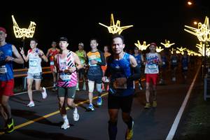 BIB: 420, 42339, 4631
                            <button type="button" onclick="openModal(20432818)" class="btn btn-primary btn-sm float-right btn-popup" data-toggle="modal" data-target=".modal-high-quality">
                        <i class="fas fa-shopping-cart"></i> Add to Cart
                    </button>
                                            <button type="button" onclick="isThisMe(20432818, true)" class="btn btn-success btn-sm float-right btn-popup btn-isme hidden" data-toggle="tooltip" data-placement="bottom" title="นี่คือรูปของคุณใช่ไหม คลิกที่นี่เพื่อเอาเข้าอัลบั้ม">
                        <i class="fas fa-plus"></i> Add to album
                    </button>
                    <button type="button" onclick="isThisMe(20432818, false)" class="btn btn-warning btn-sm float-right btn-popup btn-isnotme hidden">
                        <i class="fas fa-ban"></i> Remove from album
                    </button>