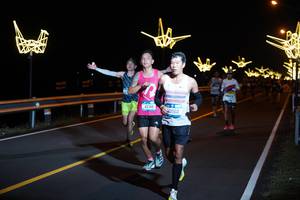 BIB: 43749, 2050
                            <button type="button" onclick="openModal(20407784)" class="btn btn-primary btn-sm float-right btn-popup" data-toggle="modal" data-target=".modal-high-quality">
                        <i class="fas fa-shopping-cart"></i> Add to Cart
                    </button>
                                            <button type="button" onclick="isThisMe(20407784, true)" class="btn btn-success btn-sm float-right btn-popup btn-isme hidden" data-toggle="tooltip" data-placement="bottom" title="นี่คือรูปของคุณใช่ไหม คลิกที่นี่เพื่อเอาเข้าอัลบั้ม">
                        <i class="fas fa-plus"></i> Add to album
                    </button>
                    <button type="button" onclick="isThisMe(20407784, false)" class="btn btn-warning btn-sm float-right btn-popup btn-isnotme hidden">
                        <i class="fas fa-ban"></i> Remove from album
                    </button>