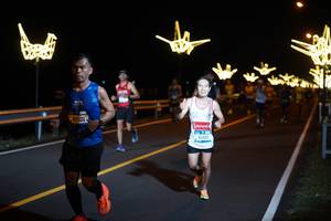 BIB: 40501, 40445
                            <button type="button" onclick="openModal(20428039)" class="btn btn-primary btn-sm float-right btn-popup" data-toggle="modal" data-target=".modal-high-quality">
                        <i class="fas fa-shopping-cart"></i> Add to Cart
                    </button>
                                            <button type="button" onclick="isThisMe(20428039, true)" class="btn btn-success btn-sm float-right btn-popup btn-isme hidden" data-toggle="tooltip" data-placement="bottom" title="นี่คือรูปของคุณใช่ไหม คลิกที่นี่เพื่อเอาเข้าอัลบั้ม">
                        <i class="fas fa-plus"></i> Add to album
                    </button>
                    <button type="button" onclick="isThisMe(20428039, false)" class="btn btn-warning btn-sm float-right btn-popup btn-isnotme hidden">
                        <i class="fas fa-ban"></i> Remove from album
                    </button>