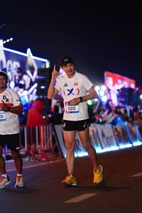 BIB: 41291
                            <button type="button" onclick="openModal(21534875)" class="btn btn-primary btn-sm float-right btn-popup" data-toggle="modal" data-target=".modal-high-quality">
                        <i class="fas fa-shopping-cart"></i> Add to Cart
                    </button>
                                            <button type="button" onclick="isThisMe(21534875, true)" class="btn btn-success btn-sm float-right btn-popup btn-isme hidden" data-toggle="tooltip" data-placement="bottom" title="นี่คือรูปของคุณใช่ไหม คลิกที่นี่เพื่อเอาเข้าอัลบั้ม">
                        <i class="fas fa-plus"></i> Add to album
                    </button>
                    <button type="button" onclick="isThisMe(21534875, false)" class="btn btn-warning btn-sm float-right btn-popup btn-isnotme hidden">
                        <i class="fas fa-ban"></i> Remove from album
                    </button>