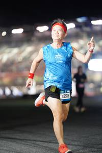 BIB: 4204, 43515
                            <button type="button" onclick="openModal(21285244)" class="btn btn-primary btn-sm float-right btn-popup" data-toggle="modal" data-target=".modal-high-quality">
                        <i class="fas fa-shopping-cart"></i> Add to Cart
                    </button>
                                            <button type="button" onclick="isThisMe(21285244, true)" class="btn btn-success btn-sm float-right btn-popup btn-isme hidden" data-toggle="tooltip" data-placement="bottom" title="นี่คือรูปของคุณใช่ไหม คลิกที่นี่เพื่อเอาเข้าอัลบั้ม">
                        <i class="fas fa-plus"></i> Add to album
                    </button>
                    <button type="button" onclick="isThisMe(21285244, false)" class="btn btn-warning btn-sm float-right btn-popup btn-isnotme hidden">
                        <i class="fas fa-ban"></i> Remove from album
                    </button>