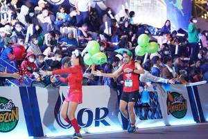 BIB: 5855, 000, 770
                            <button type="button" onclick="openModal(21541095)" class="btn btn-primary btn-sm float-right btn-popup" data-toggle="modal" data-target=".modal-high-quality">
                        <i class="fas fa-shopping-cart"></i> Add to Cart
                    </button>
                                            <button type="button" onclick="isThisMe(21541095, true)" class="btn btn-success btn-sm float-right btn-popup btn-isme hidden" data-toggle="tooltip" data-placement="bottom" title="นี่คือรูปของคุณใช่ไหม คลิกที่นี่เพื่อเอาเข้าอัลบั้ม">
                        <i class="fas fa-plus"></i> Add to album
                    </button>
                    <button type="button" onclick="isThisMe(21541095, false)" class="btn btn-warning btn-sm float-right btn-popup btn-isnotme hidden">
                        <i class="fas fa-ban"></i> Remove from album
                    </button>