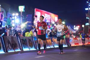 BIB: 4330, 00531, 988, 188
                            <button type="button" onclick="openModal(21546089)" class="btn btn-primary btn-sm float-right btn-popup" data-toggle="modal" data-target=".modal-high-quality">
                        <i class="fas fa-shopping-cart"></i> Add to Cart
                    </button>
                                            <button type="button" onclick="isThisMe(21546089, true)" class="btn btn-success btn-sm float-right btn-popup btn-isme hidden" data-toggle="tooltip" data-placement="bottom" title="นี่คือรูปของคุณใช่ไหม คลิกที่นี่เพื่อเอาเข้าอัลบั้ม">
                        <i class="fas fa-plus"></i> Add to album
                    </button>
                    <button type="button" onclick="isThisMe(21546089, false)" class="btn btn-warning btn-sm float-right btn-popup btn-isnotme hidden">
                        <i class="fas fa-ban"></i> Remove from album
                    </button>